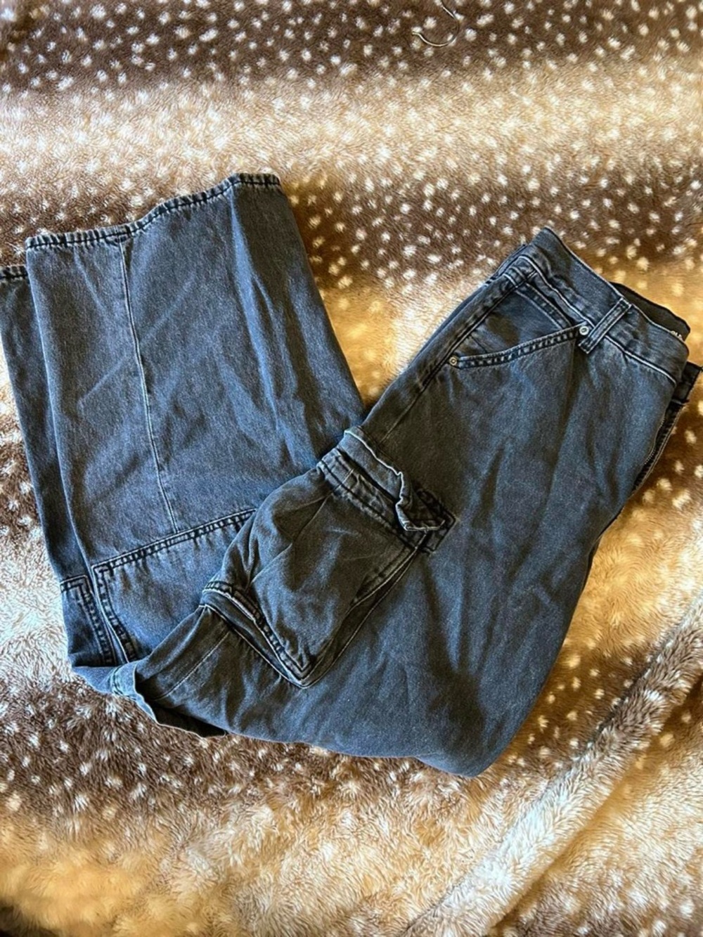 Faded Black Distressed Baggy Cargo Pants size 8 Tall